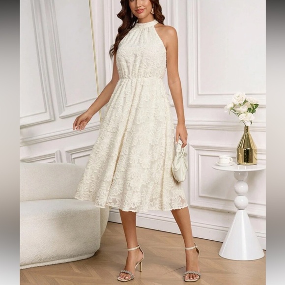 Chic Lace Cream Midi Dress - Picture 1 of 2